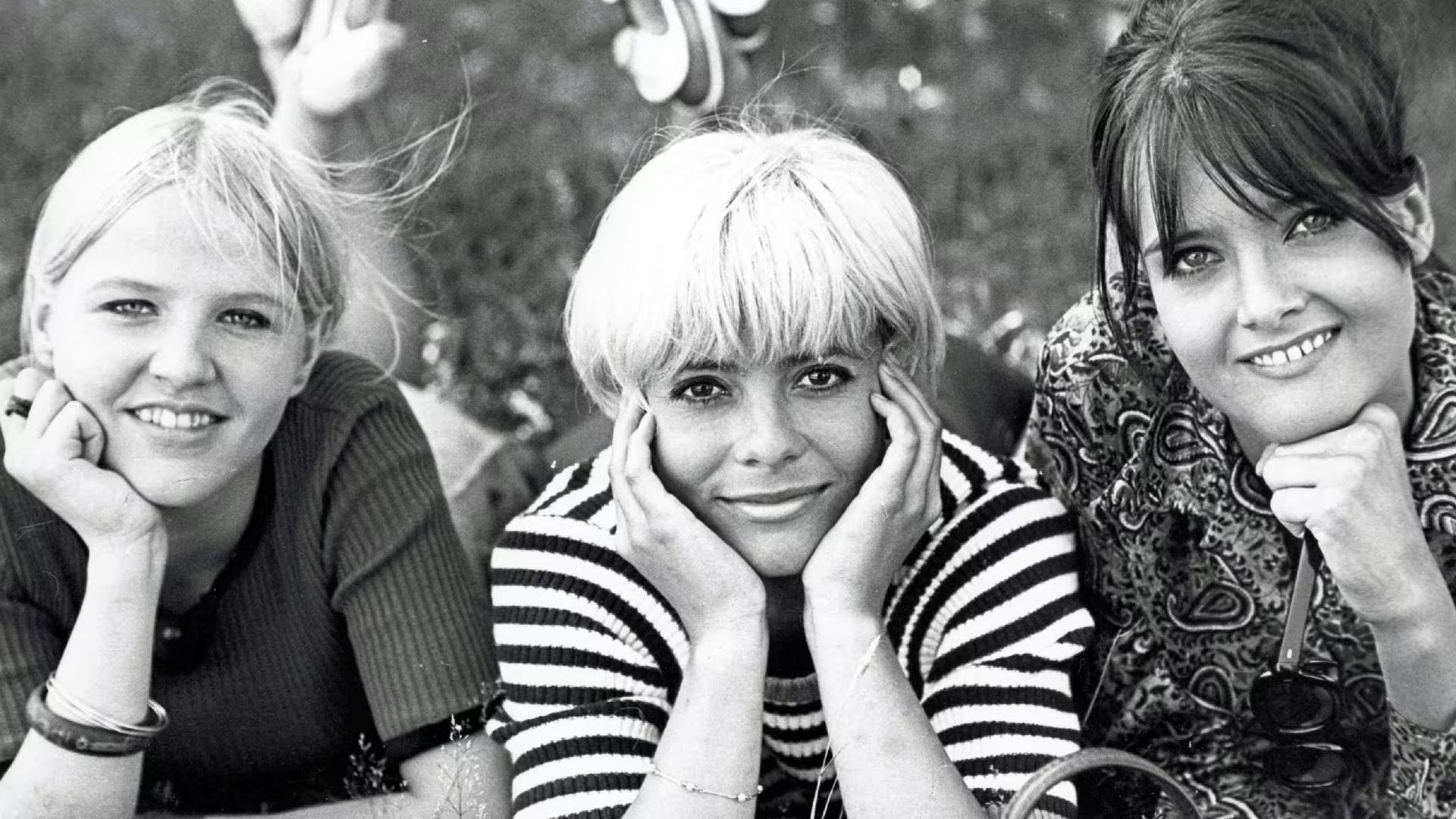 Girl of Finland Background