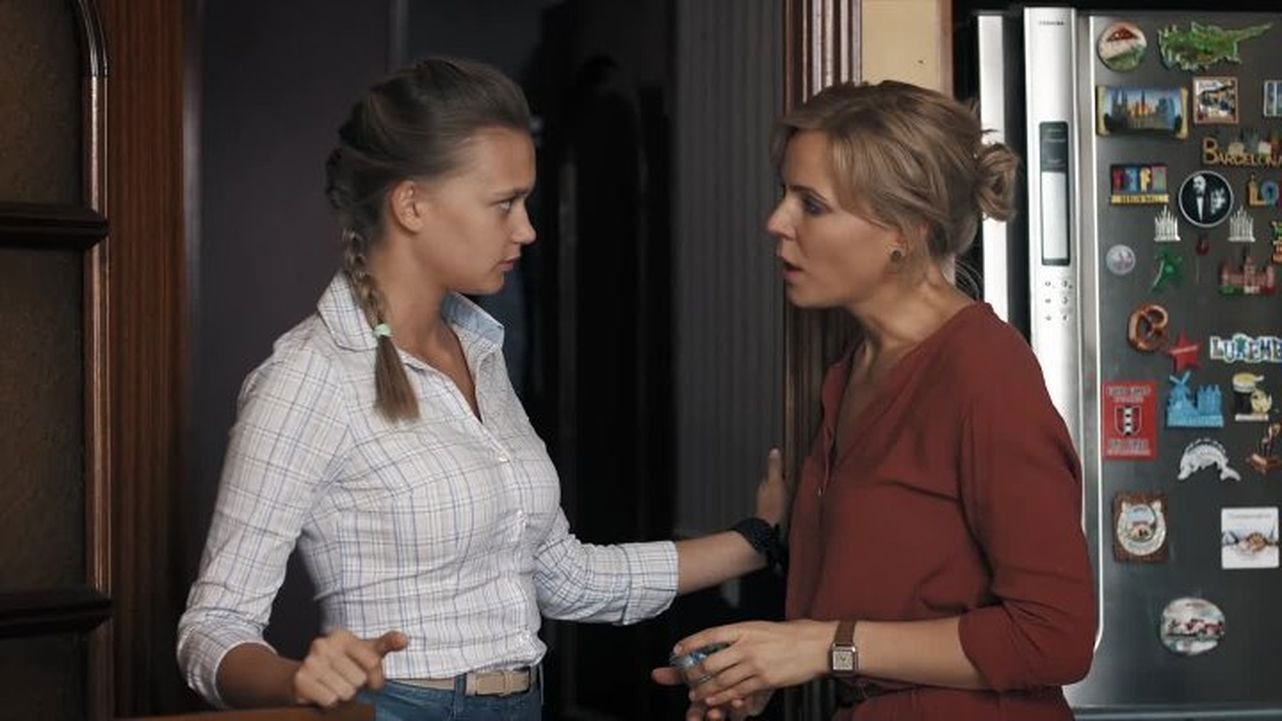 Belated Flowers Background