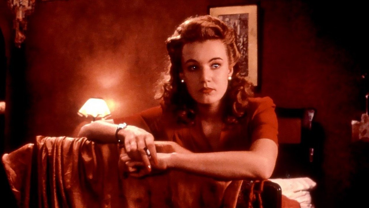 Chicago Joe and the Showgirl Background