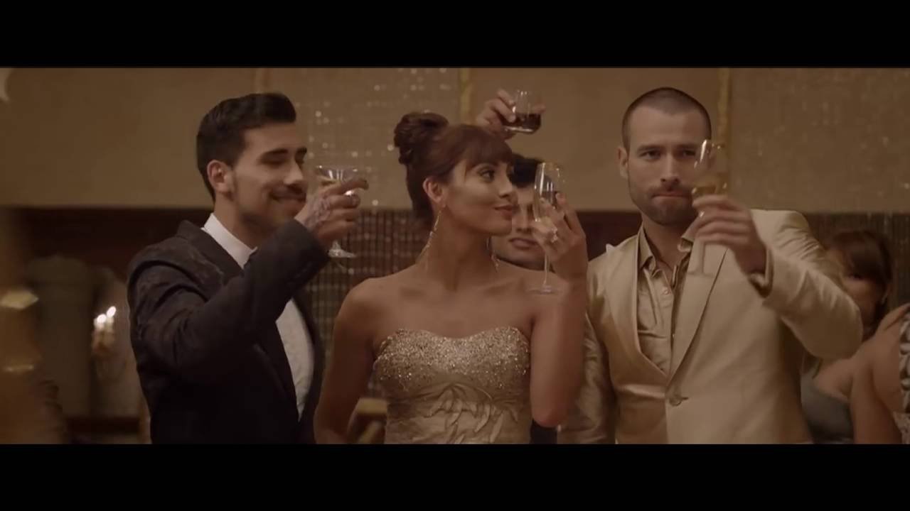 Oro y Polvo Background