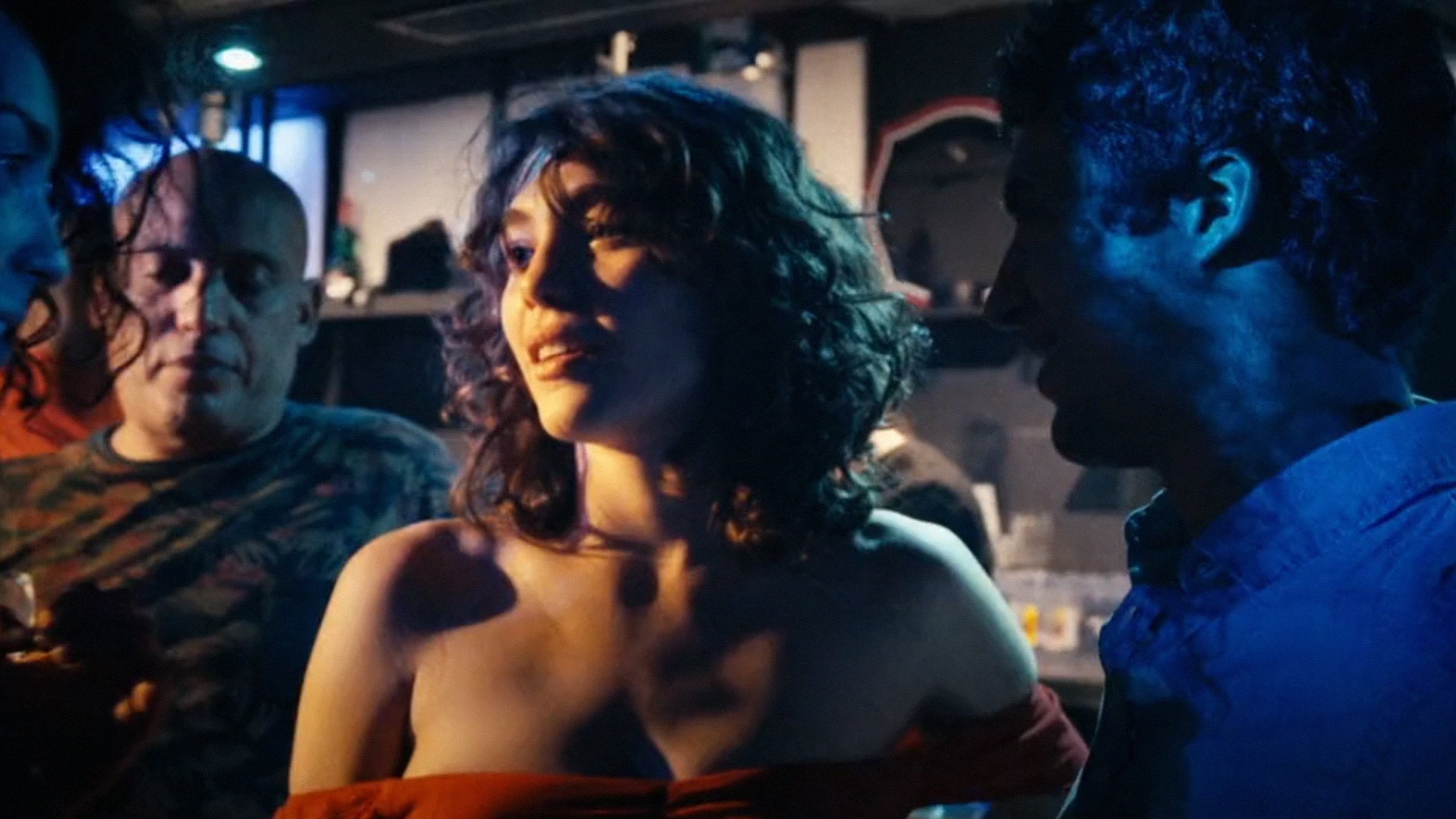 Mektoub, My Love: Canto Uno Background