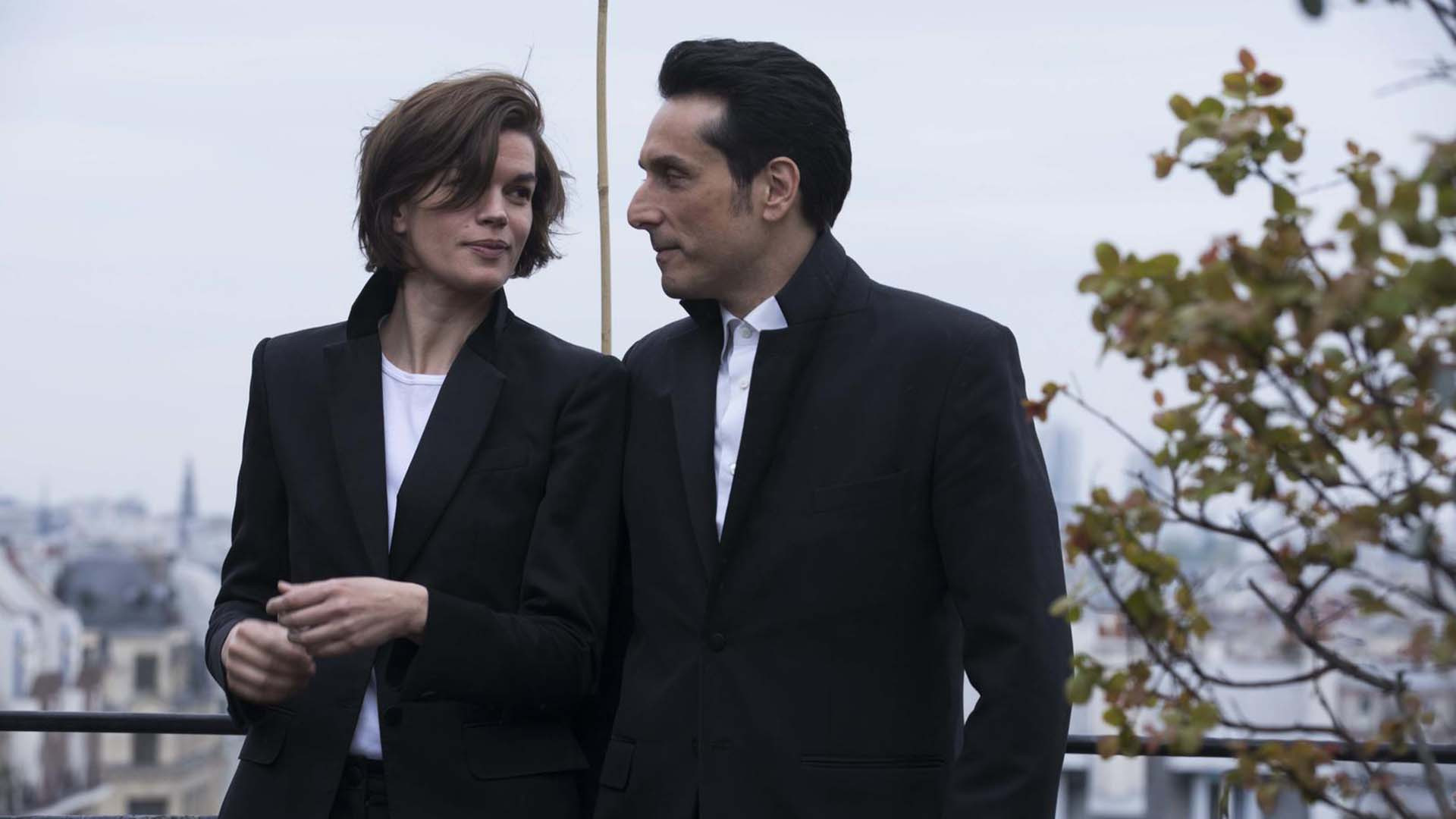 I Am Not an Easy Man Background