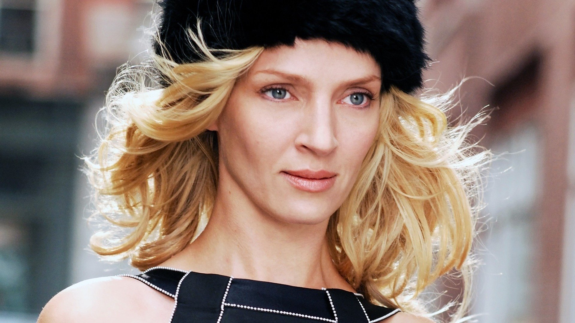 My Super Ex-Girlfriend Background