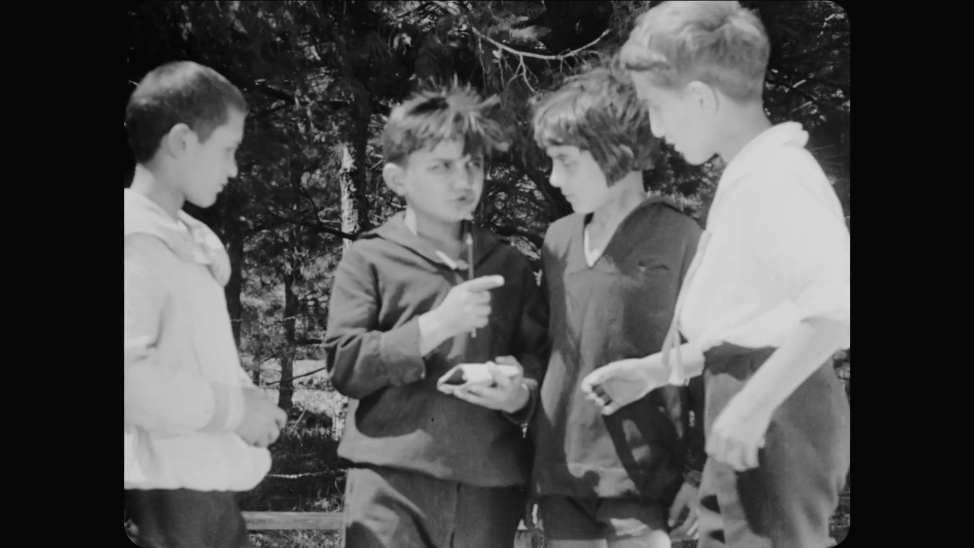 Gogi - The Young Pilot Background