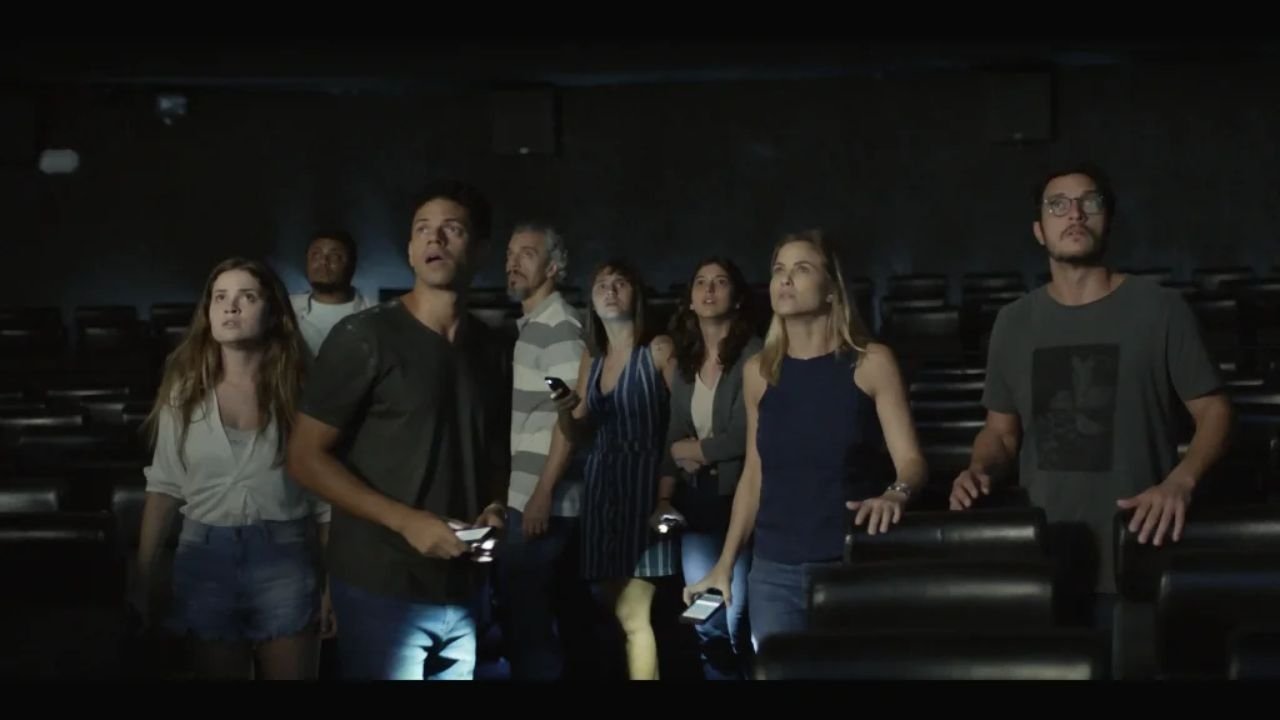 Sala Escura Background