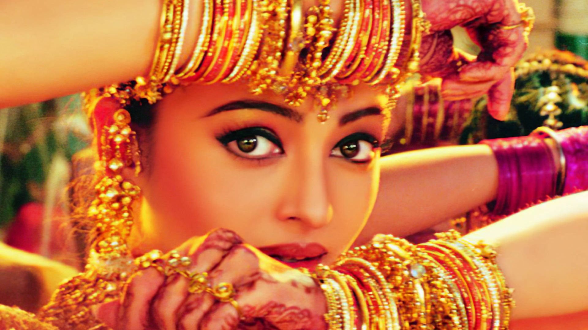 Dhaai Akshar Prem Ke Background