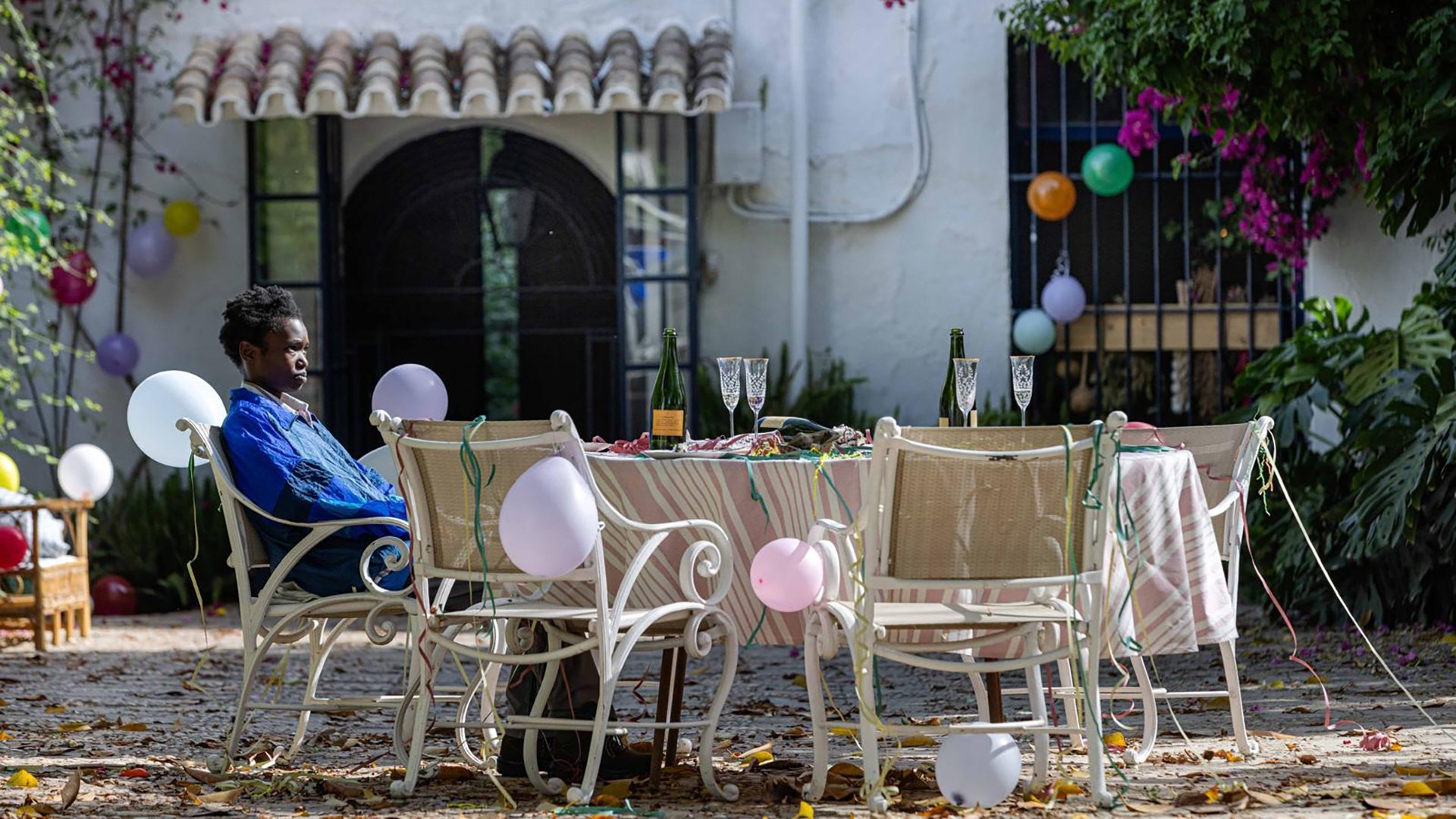 Fin de fiesta Background