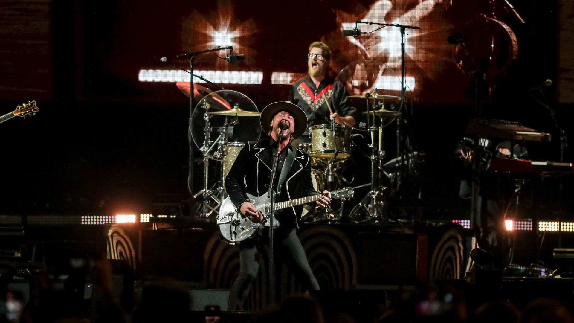 NEEDTOBREATHE - Live From Bridgestone Arena Background