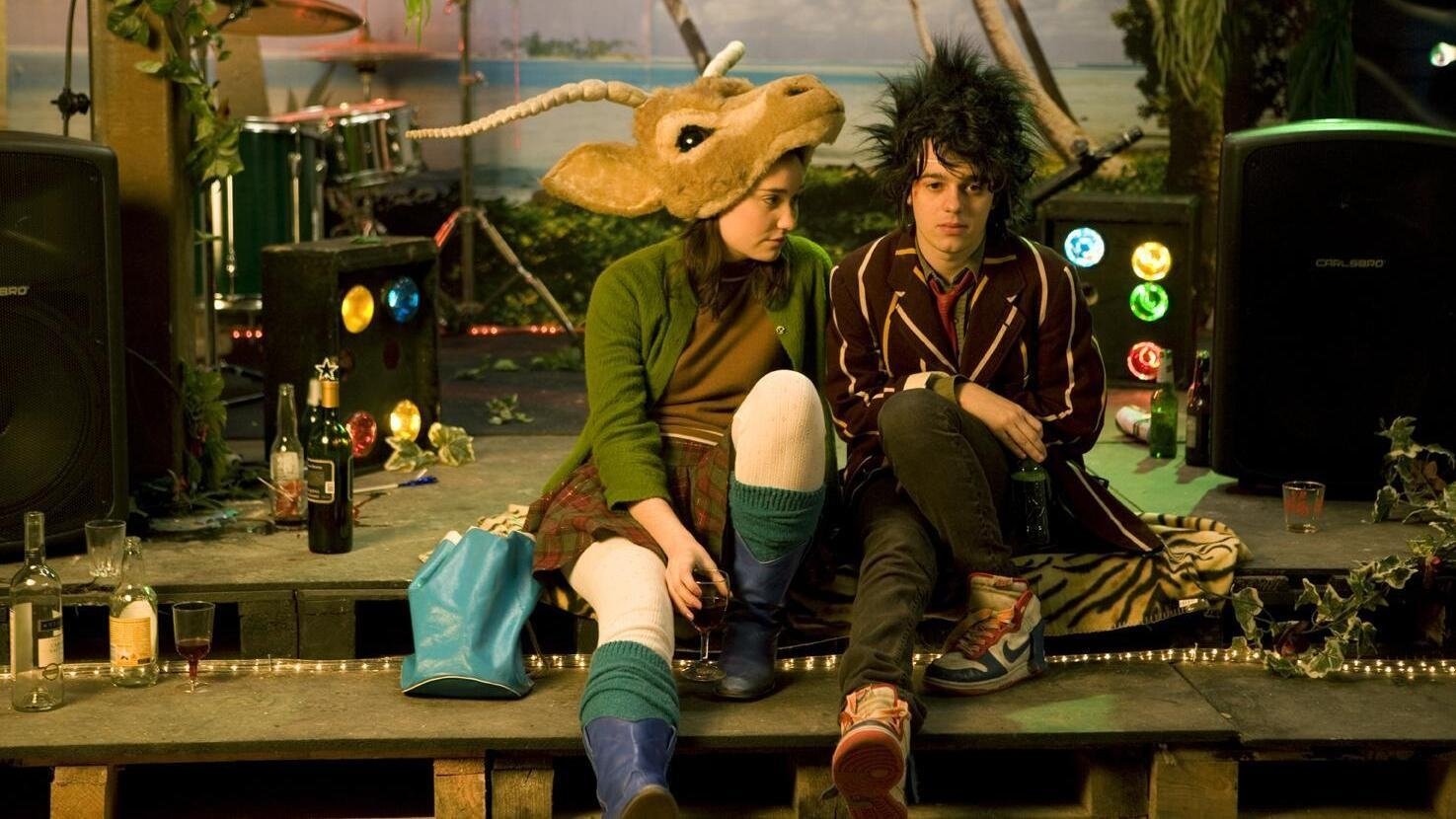 Unmade Beds Background