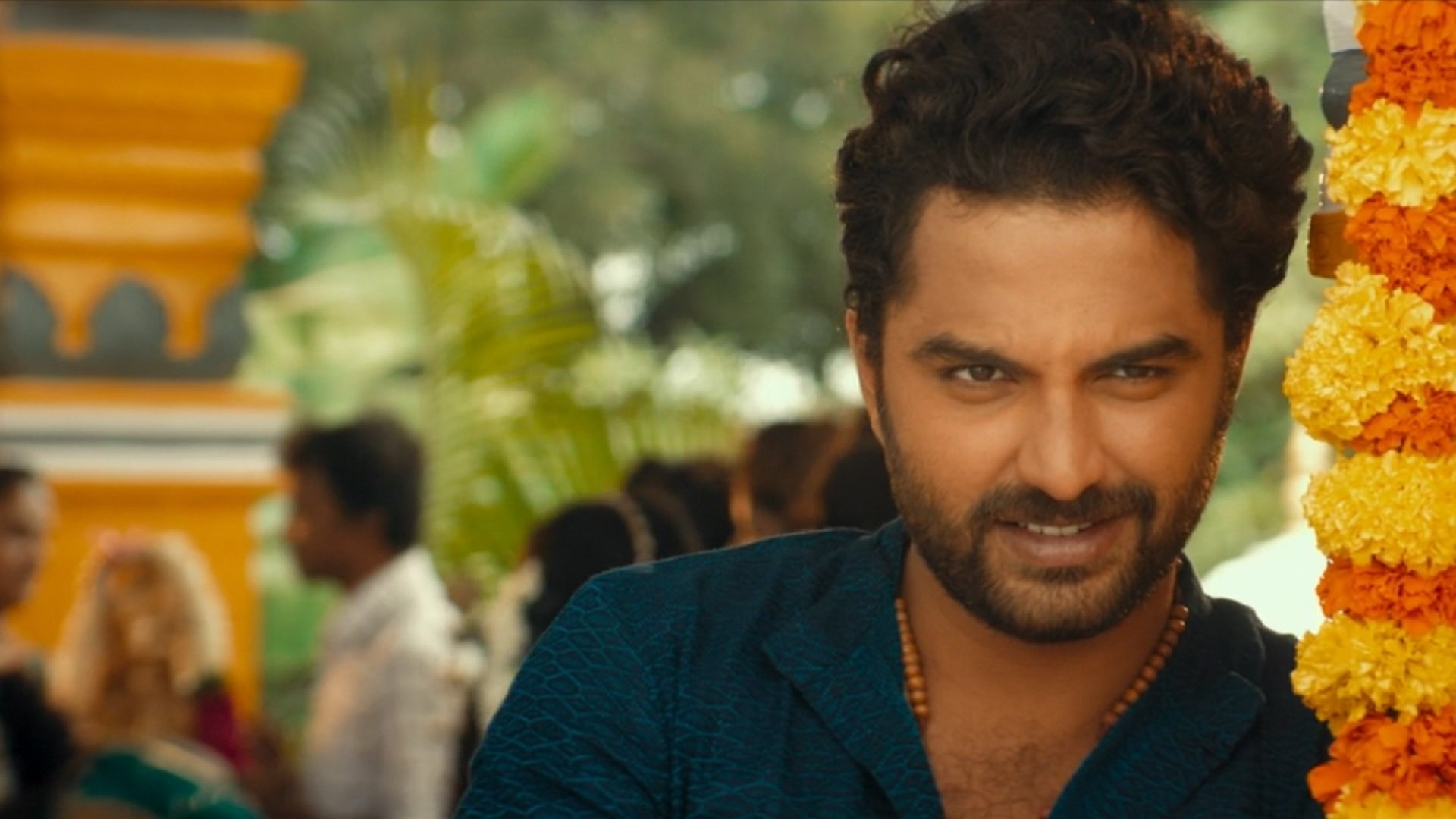 Falaknuma Das Background