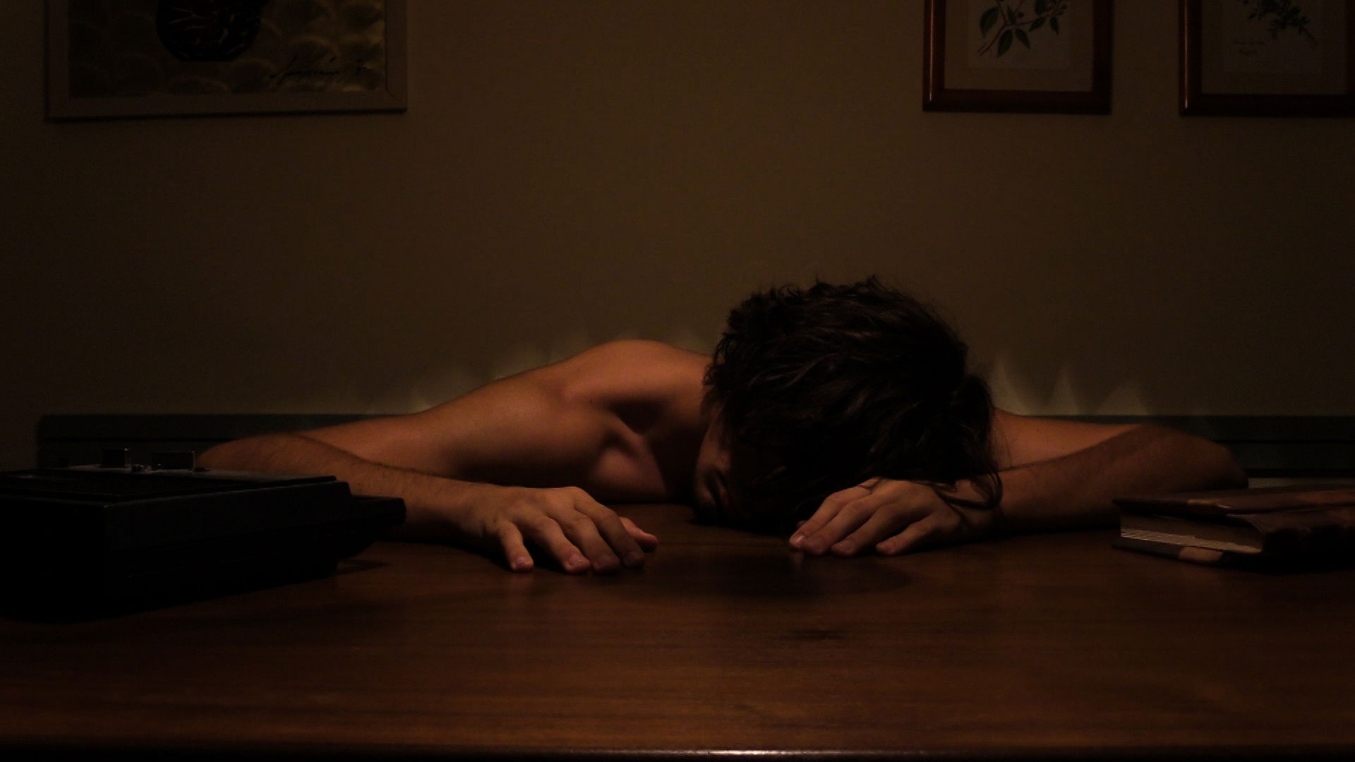 NONOMNIBUSDORMIO Background