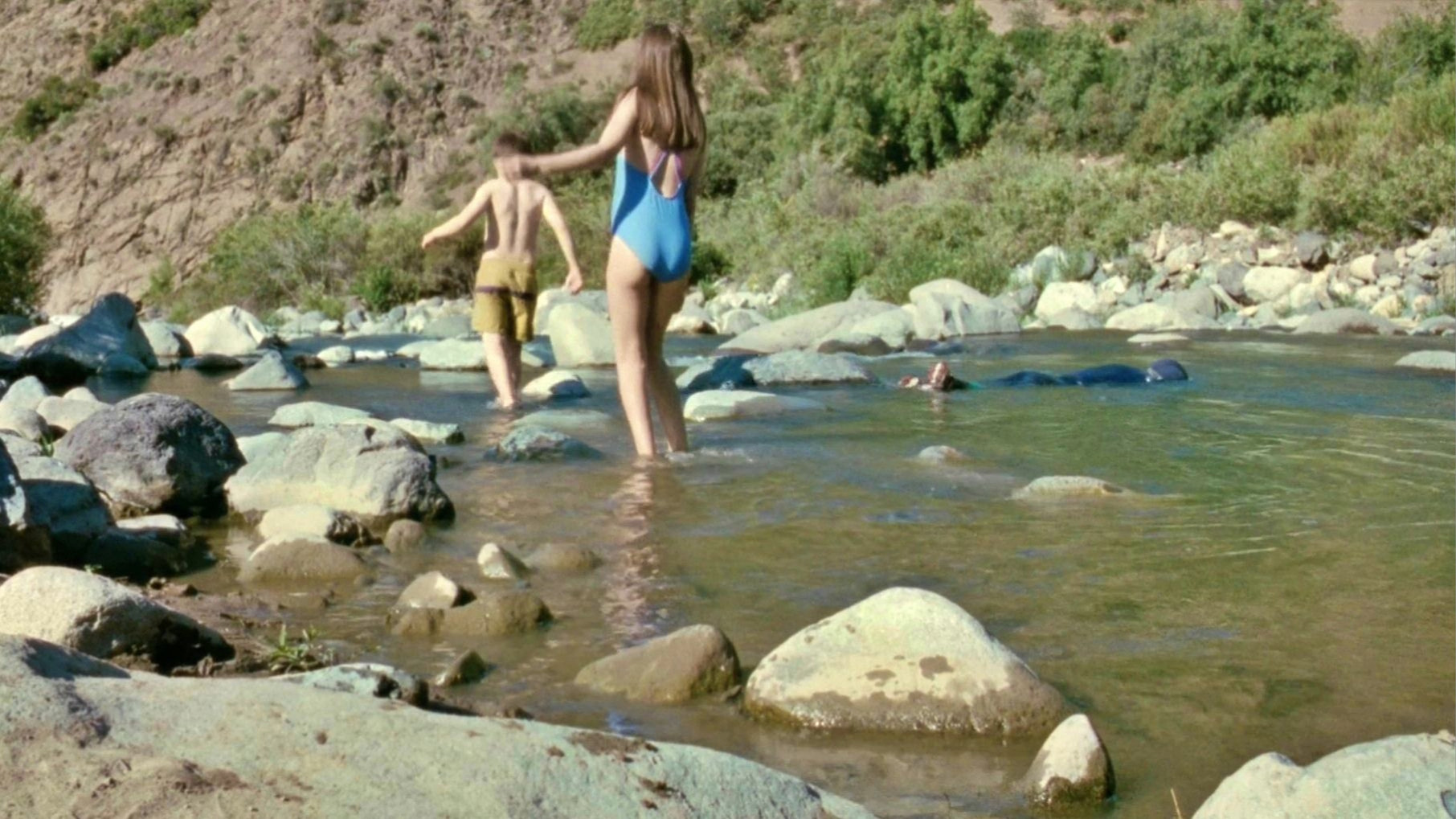 De jueves a domingo Background