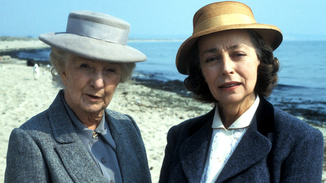 Miss Marple: The Body in the Library Background