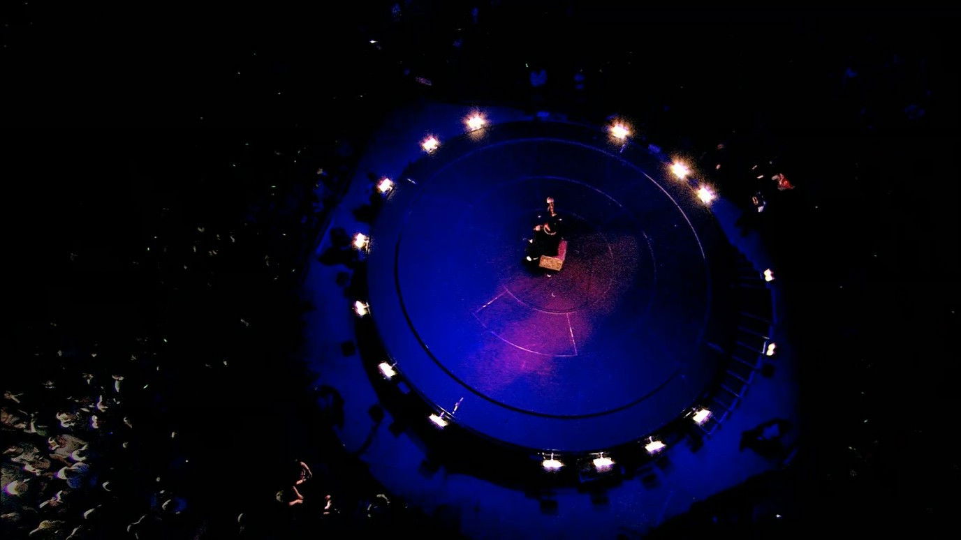 Take That - Beautiful World Live Background