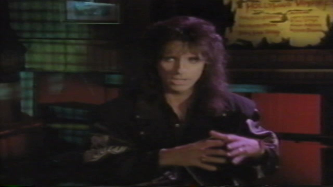 Alice Cooper: Prime Cuts Background