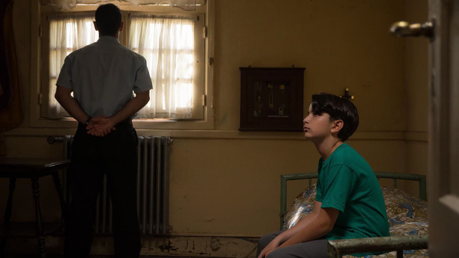 Hombres de piel dura Background