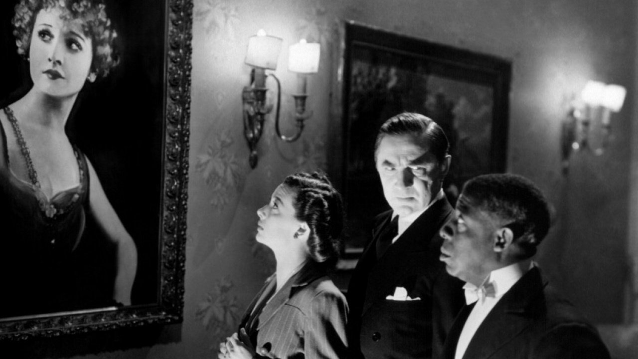 Invisible Ghost Background