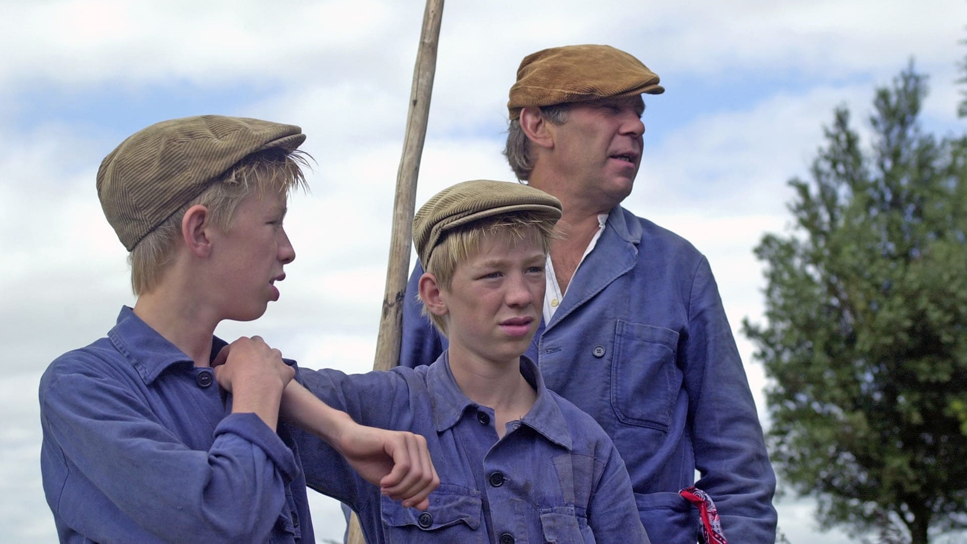 The Skippers of the Cameleon Background