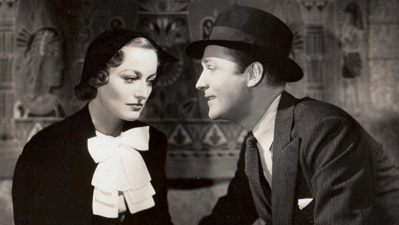 I Live My Life Background