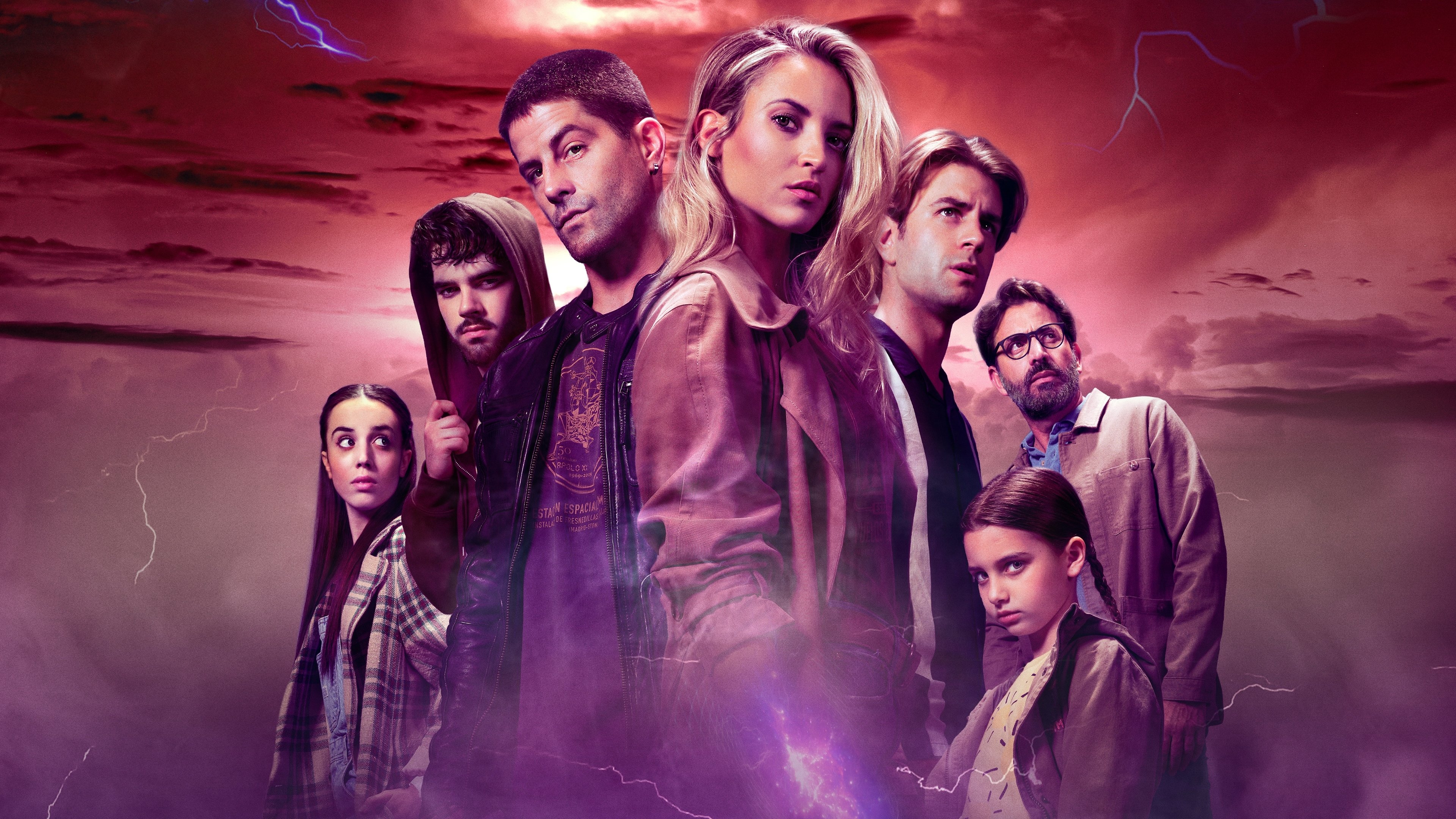 Los Protegidos: El regreso Background