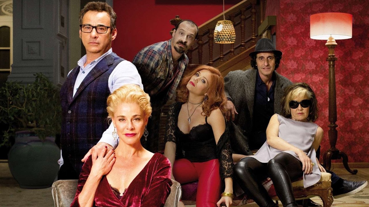 La noche que mi madre mató a mi padre Background