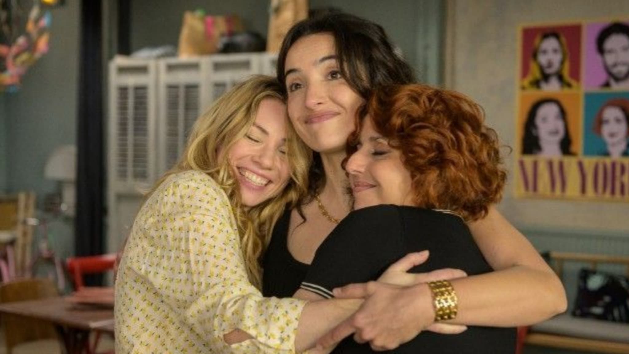 Love (and Trouble) In Paris Background