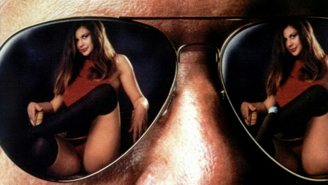 P.O. Box Tinto Brass Background