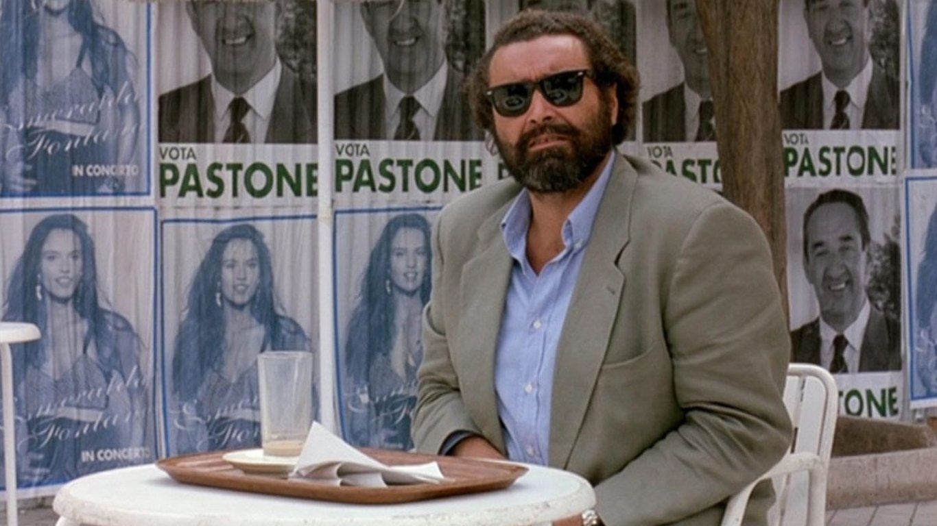 Arriva la bufera Background