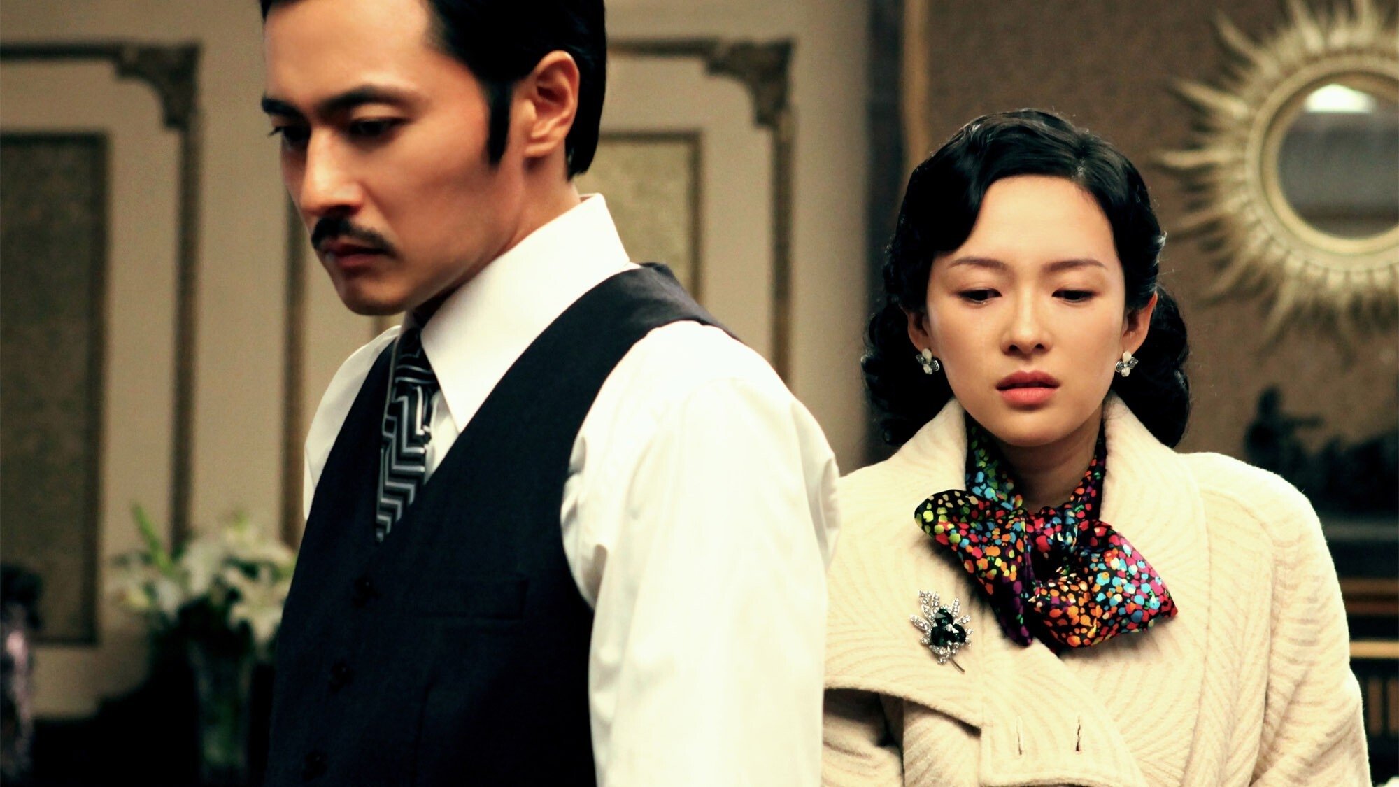 Dangerous Liaisons Background