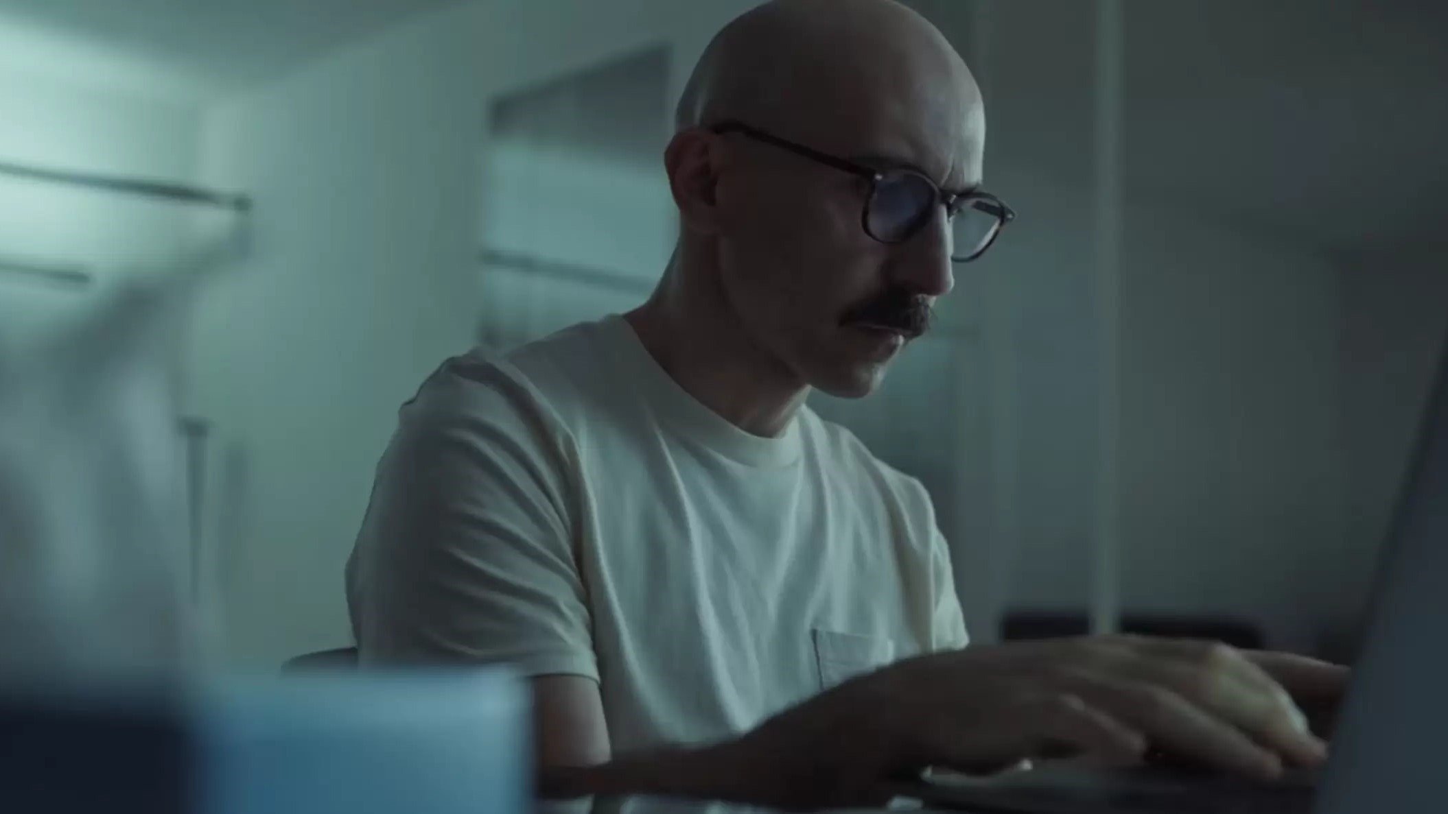 Il migliore dei mondi Background