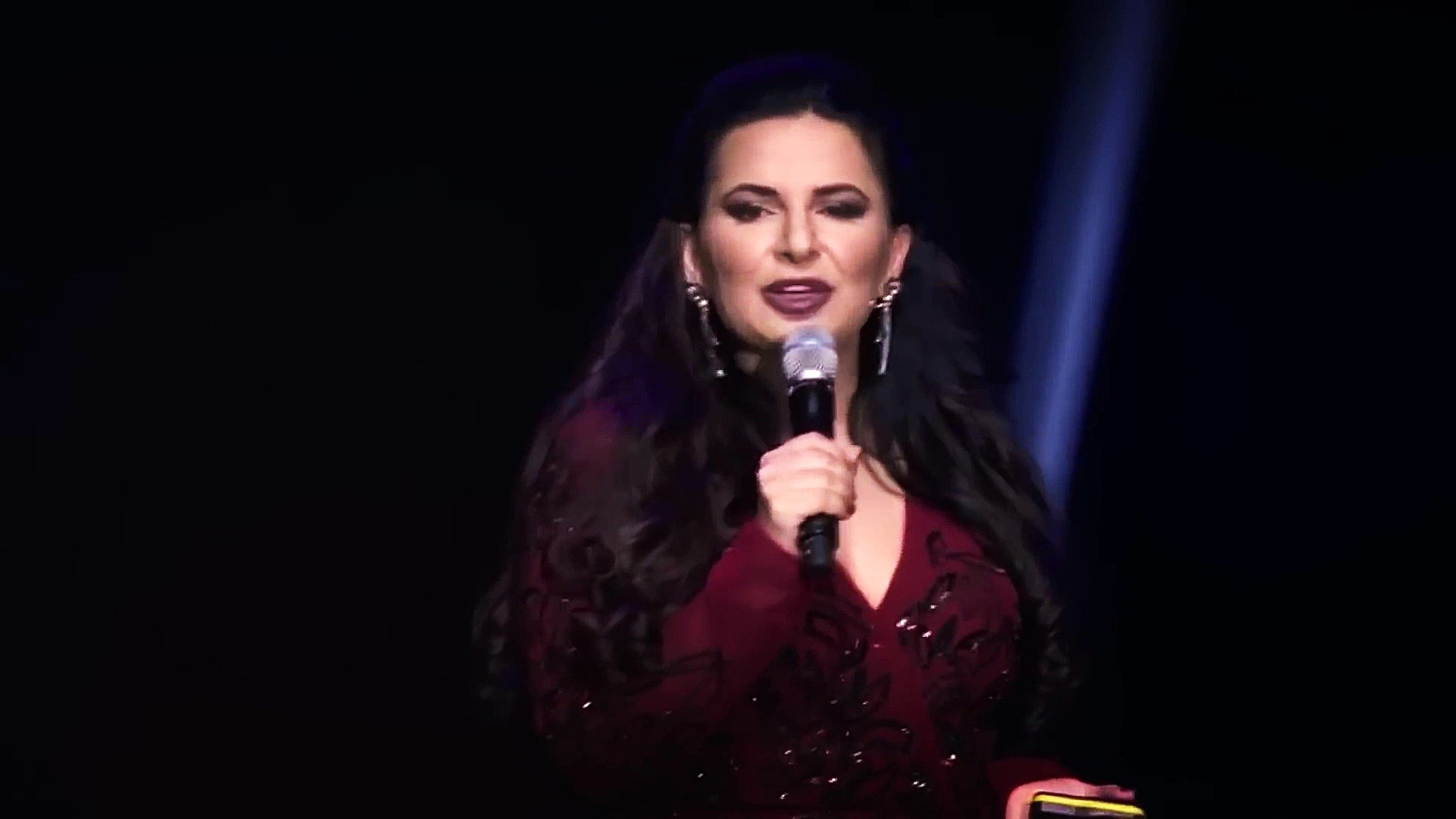 Cryptoqueen: The OneCoin Scam Background