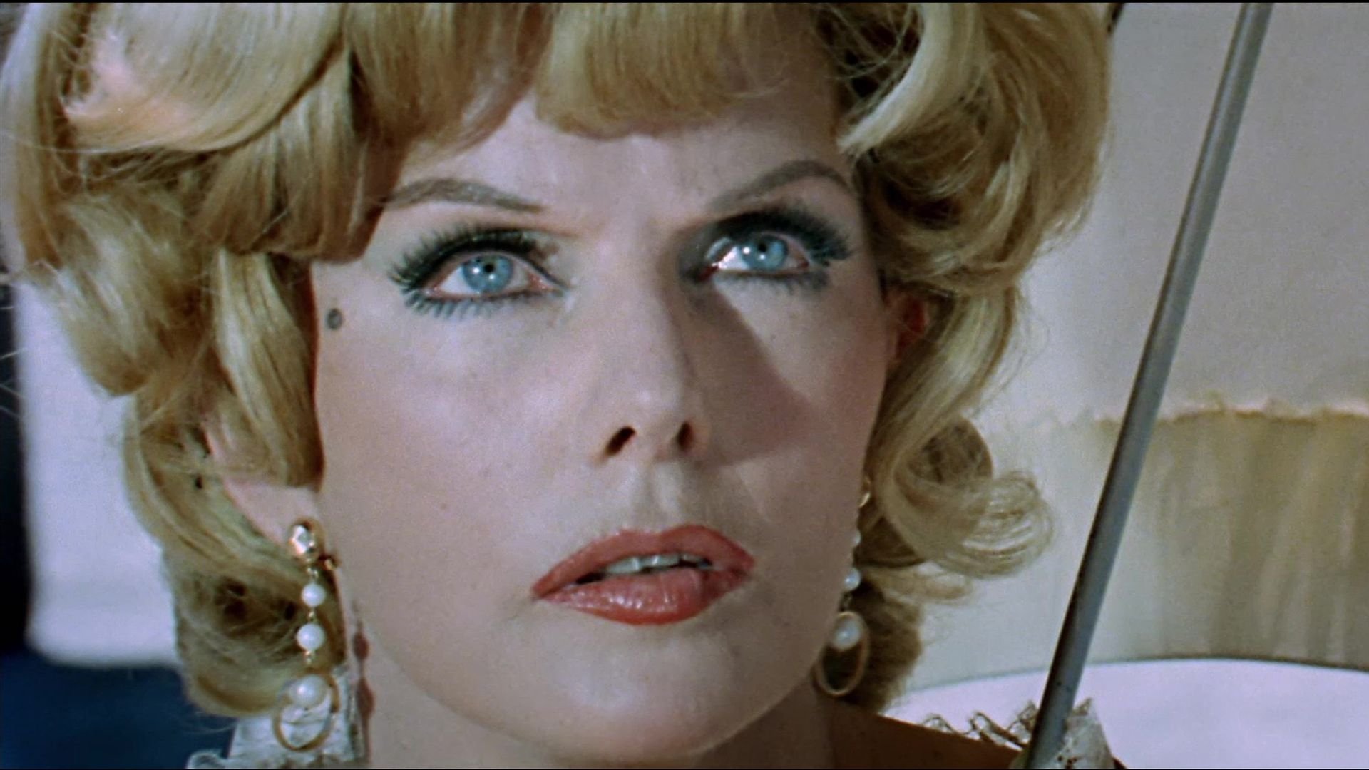 Dead Men Don't Count Background