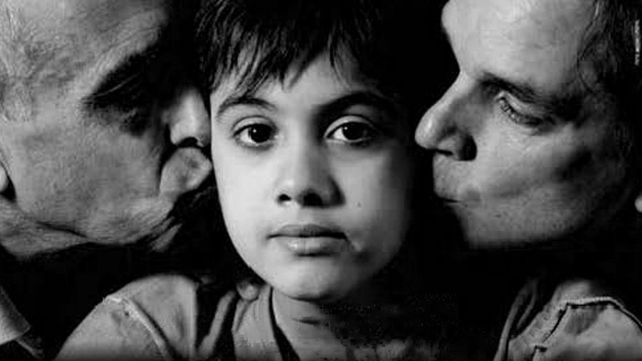 Adopción Background