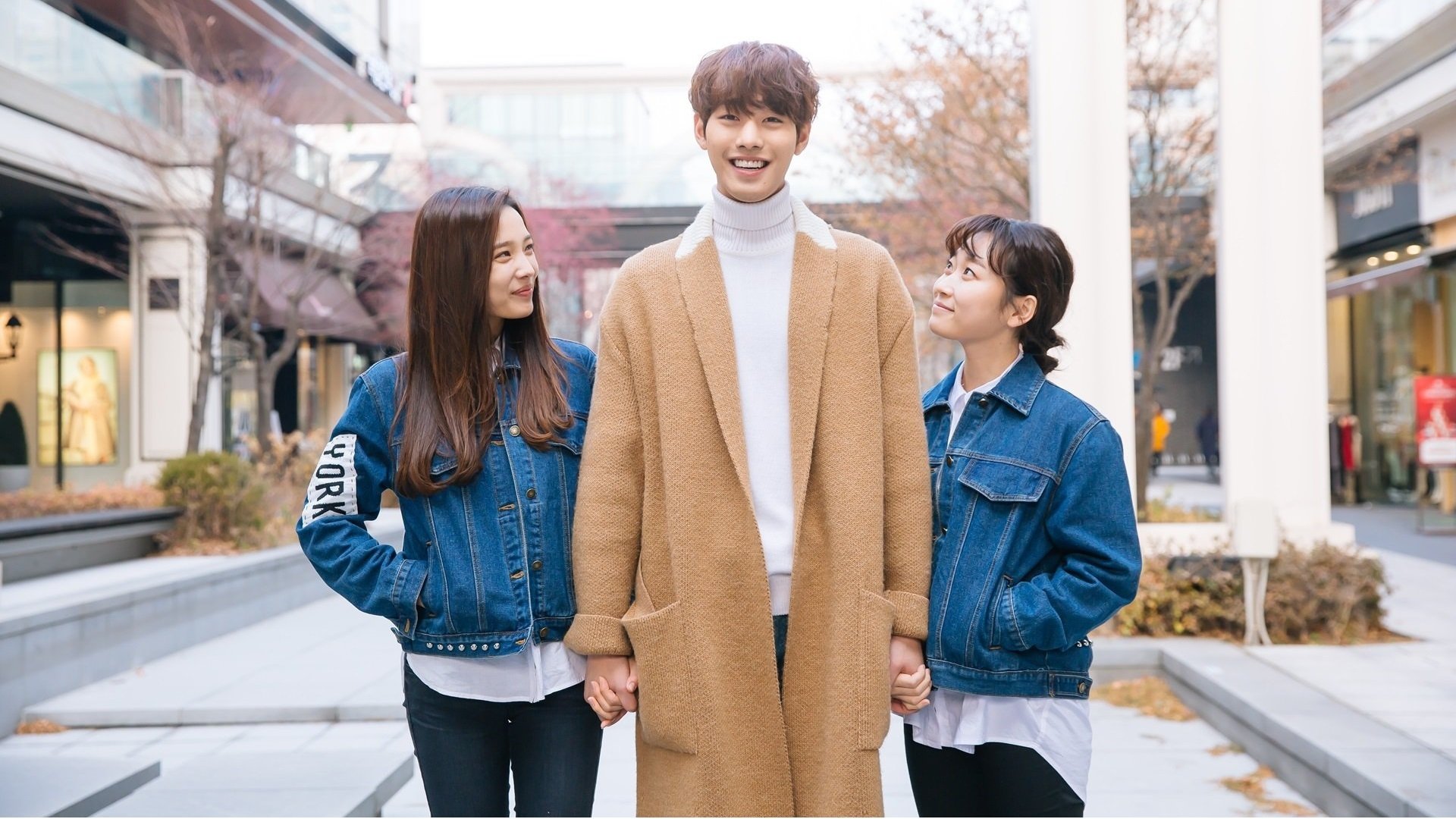 Queen of the Ring Background