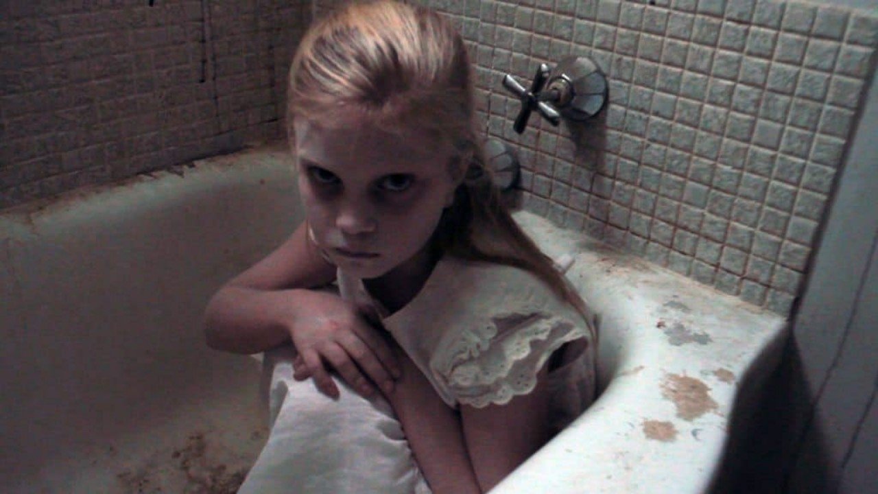 No Tell Motel Background