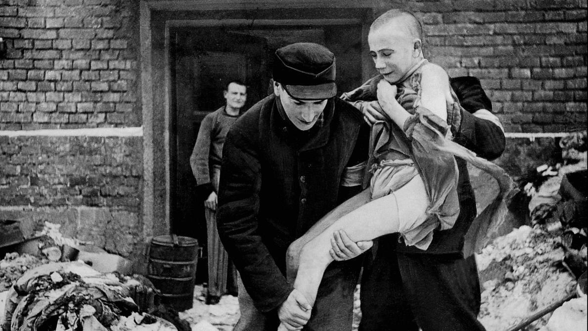 Auschwitz, les unités de la mort Background