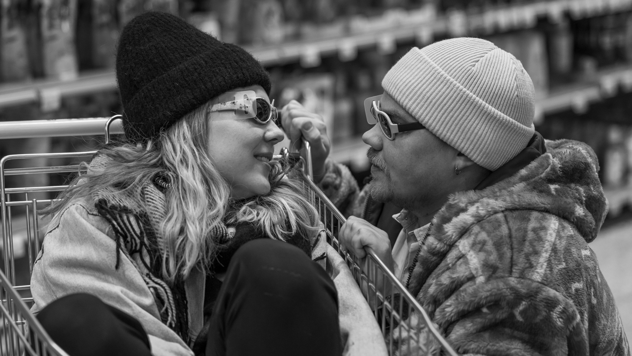 Apple Thieves Background