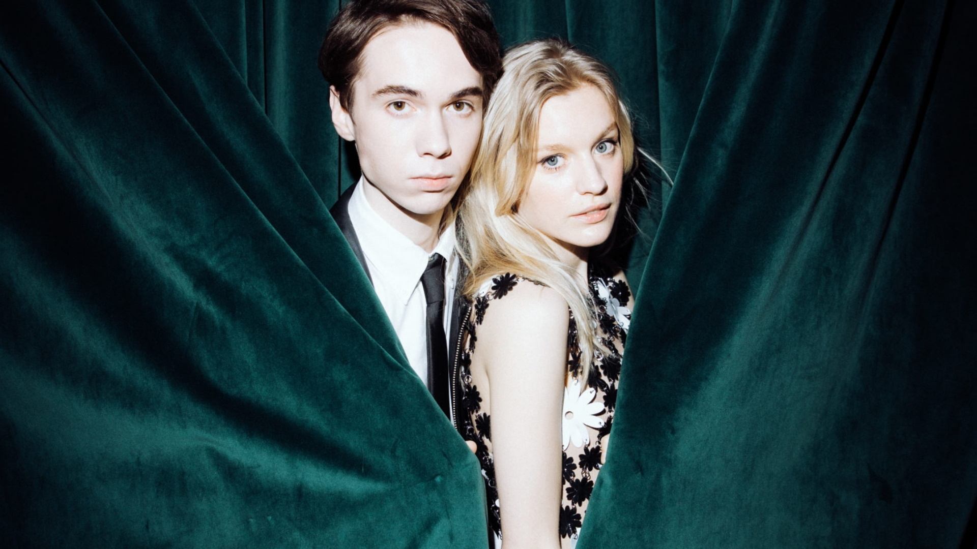 Happy End Background