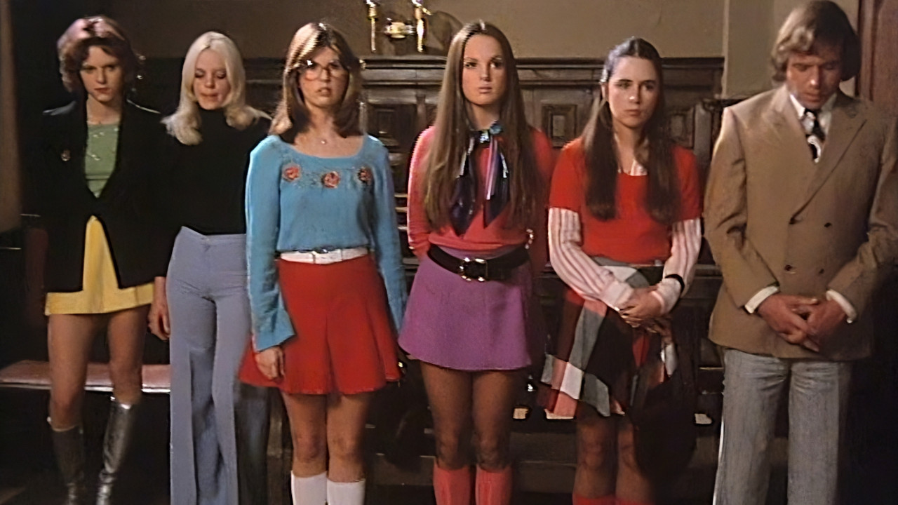 Teenage Playmates Background