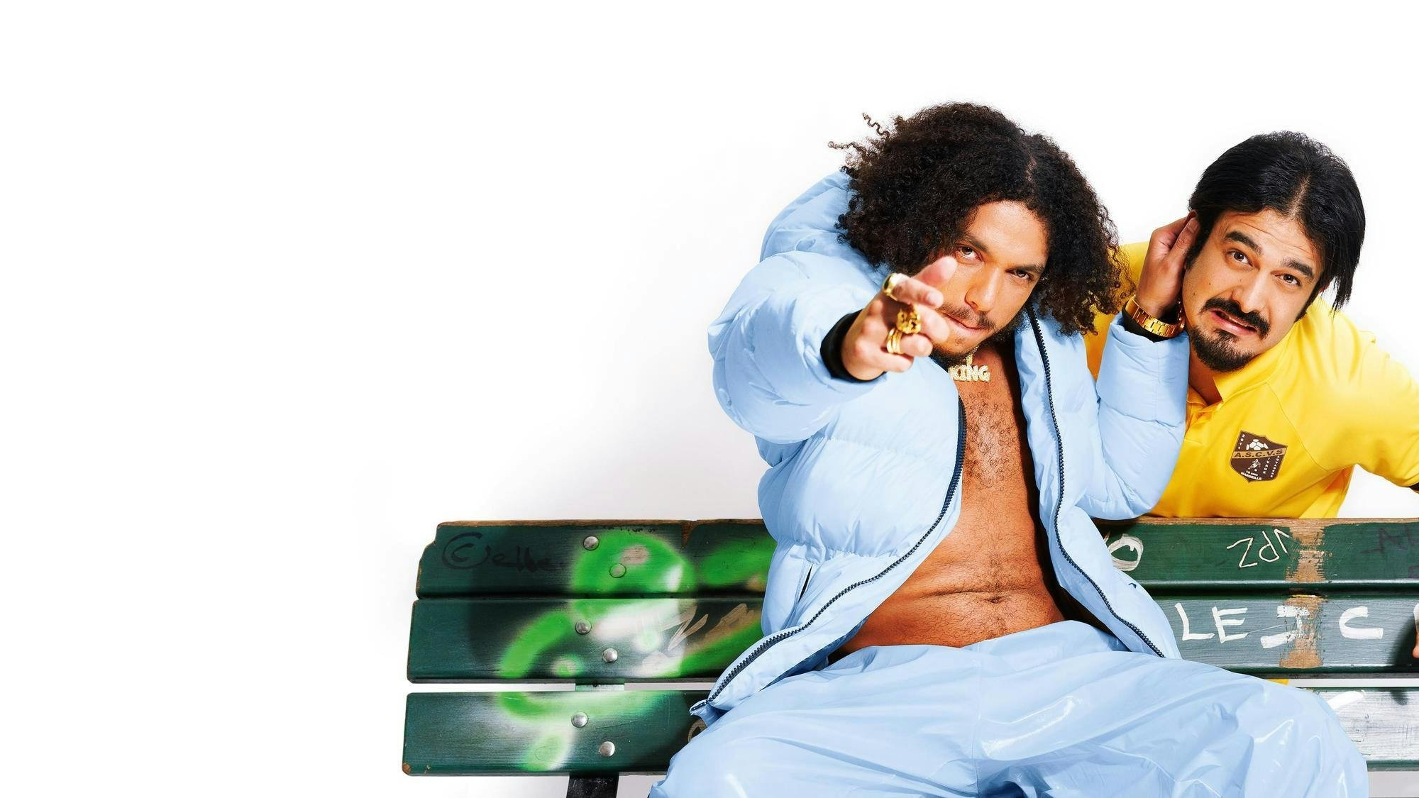 Les Déguns 2 Background