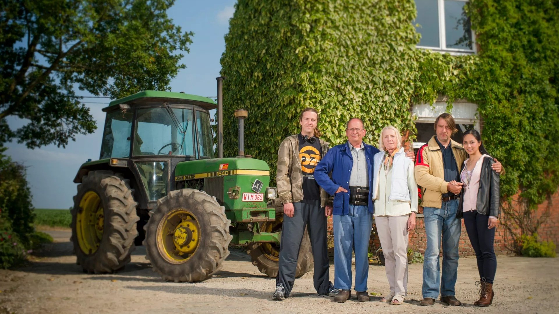 Home Grown Background