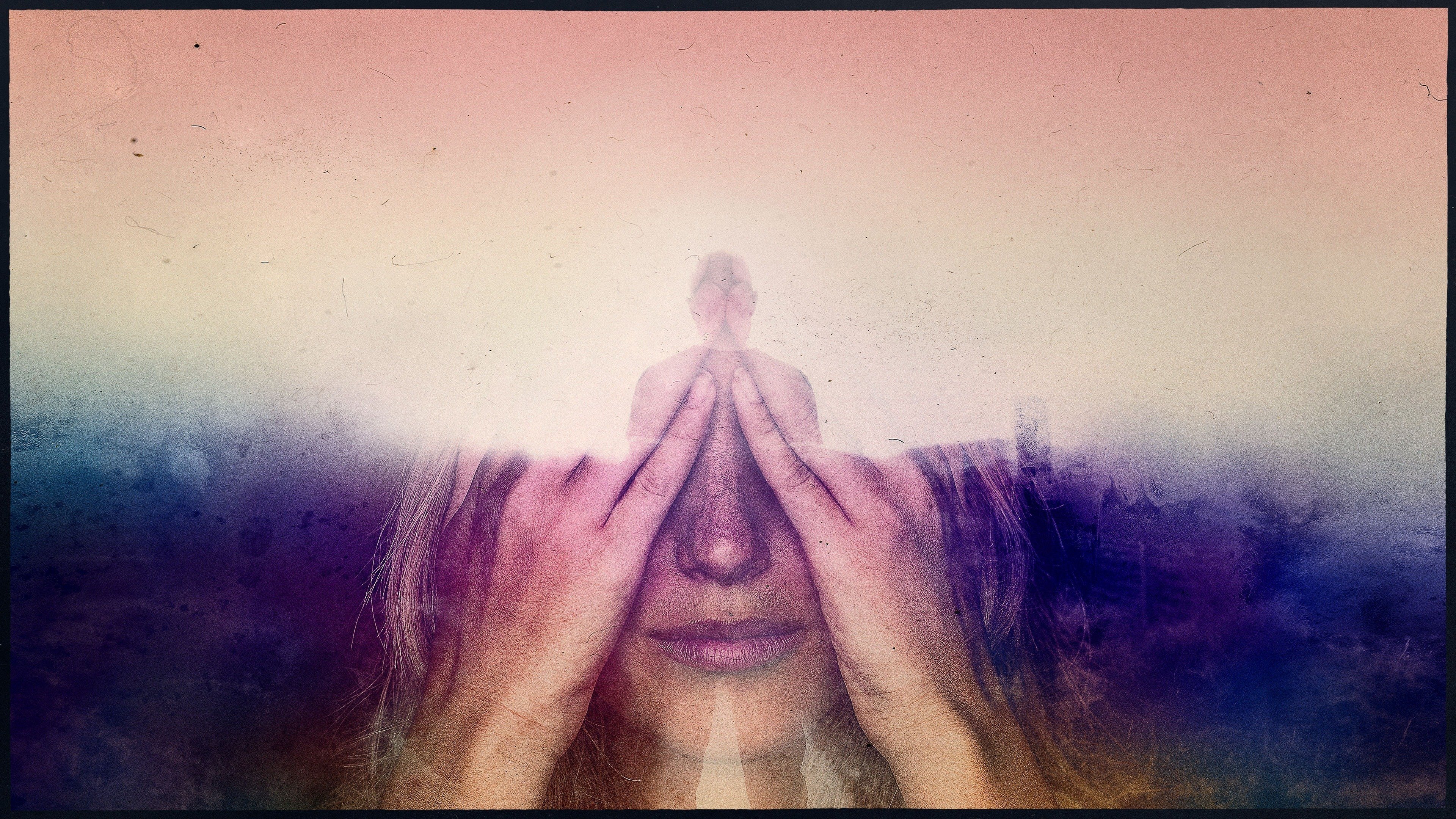 Seduced: Inside the NXIVM Cult Background