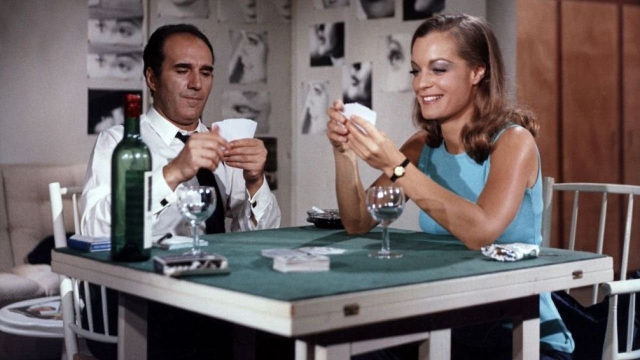 Max and the Junkmen Background