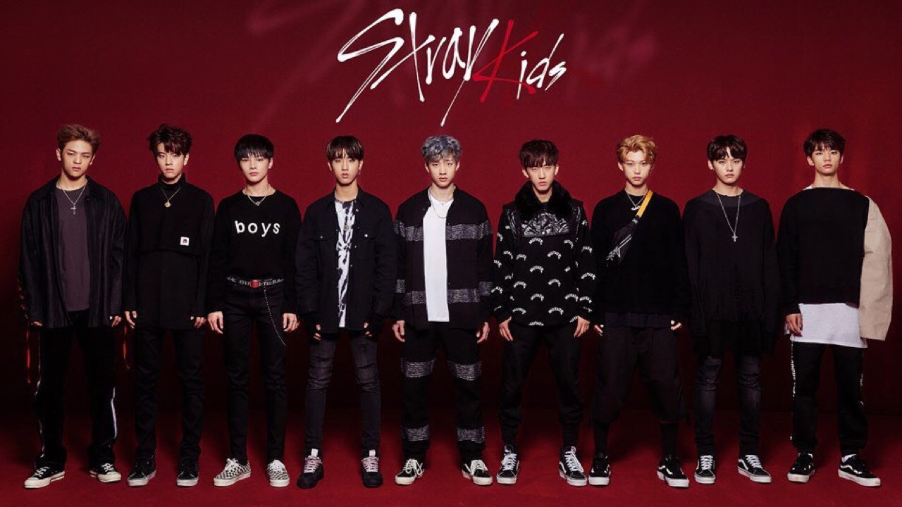 Stray Kids Background