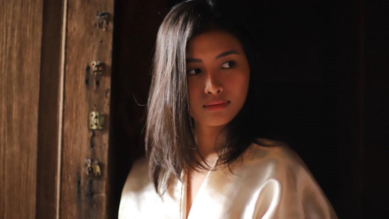 Scorpio Nights 3 Background