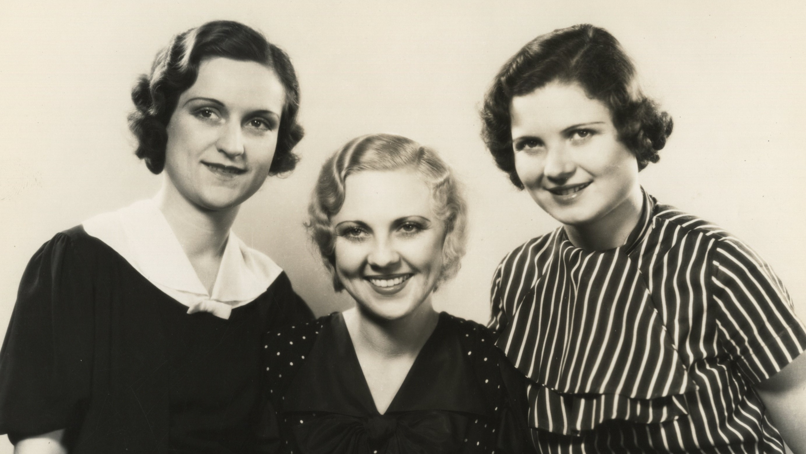 The Sweetheart of Sigma Chi Background