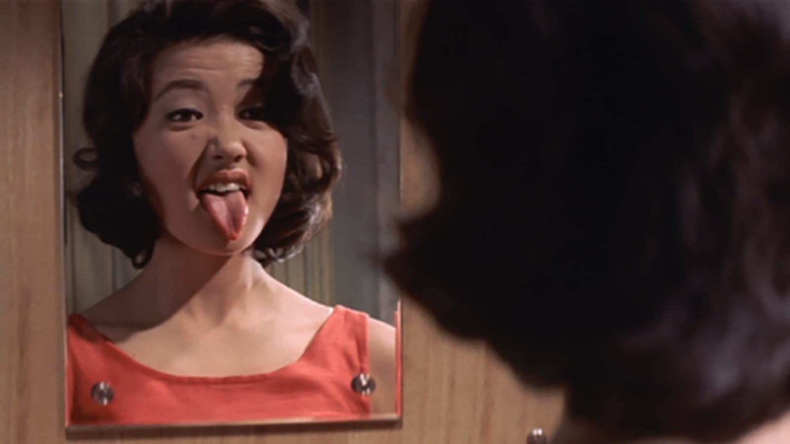 I Hate But Love Background