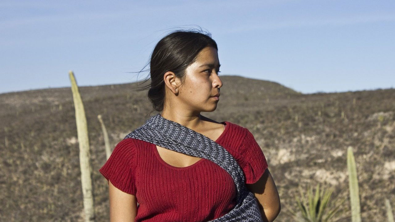 La Tirisia Background