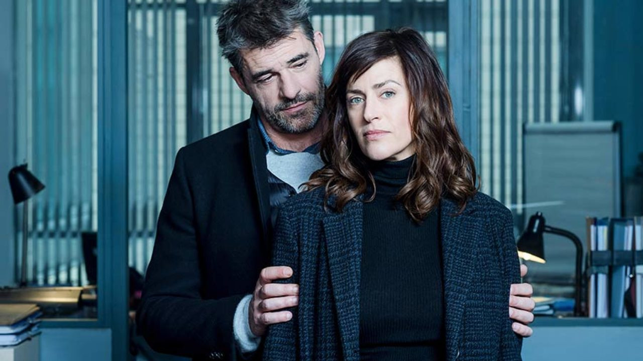 Murder in Provins Background