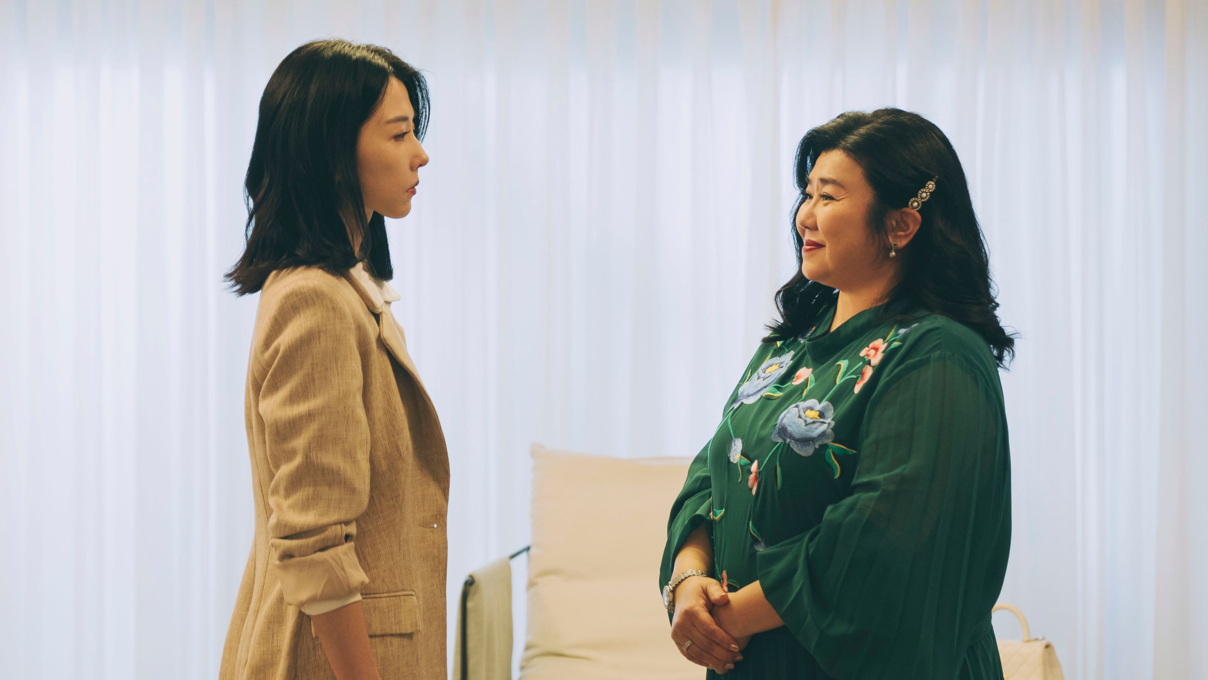 Lost in Perfection Background